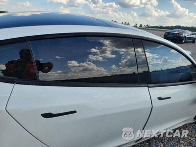 Zdjęcie 10 z 11 samochodu: 2023 TESLA MODEL 3 VIN:5YJ3E1EB3PF393616 - miniatura