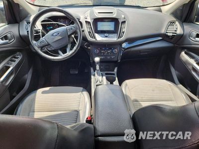 Zdjęcie 8 z 13 samochodu: 2018 FORD ESCAPE SE VIN:1FMCU0GD2JUD47619 - miniatura