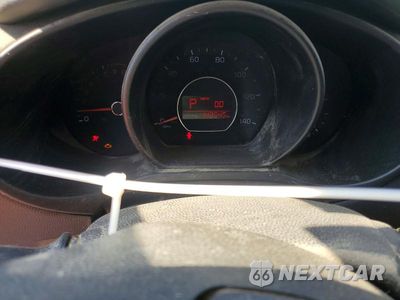 Zdjęcie 9 z 13 samochodu: 2016 KIA SOUL BASE VIN:KNDJN2A22G7820244 - miniatura