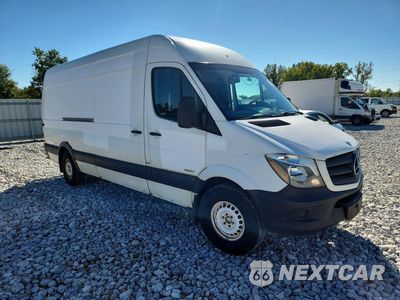 Czwarte zdjęcie samochodu z boku: 2015 MERCEDES-BENZ SPRINTER 2500 DELIVERY VAN VIN:WD3PE8DB0FP129960 - miniatura