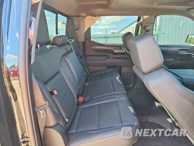 Zdjęcie 10 z 12 samochodu: 2026 CHEVROLET SILVERADO K1500 LT TRAIL BOSS VIN:3GCUKFE89TG207399 - miniatura