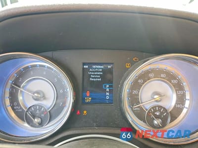 Zdjęcie 9 z 12 samochodu: 2014 CHRYSLER 300C VIN:2C3CCAEGXEH340036 - miniatura