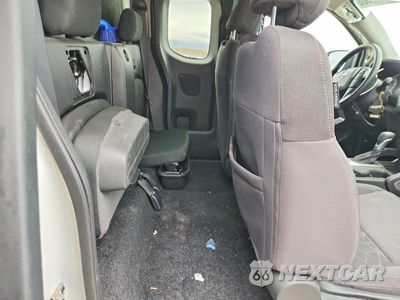 Zdjęcie 10 z 12 samochodu: 2025 NISSAN FRONTIER SV VIN:1N6ED1CL2SN606621 - miniatura