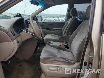 Zdjęcie 7 z 13 samochodu: 2005 TOYOTA SIENNA LE VIN:5TDBA23C65S050235 - miniatura