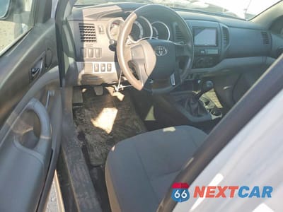 Zdjęcie 8 z 12 samochodu: 2014 TOYOTA TACOMA BASE VIN:5TFPX4EN9EX020283 - miniatura