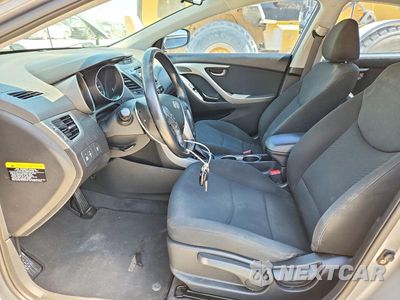 Zdjęcie 7 z 12 samochodu: 2015 HYUNDAI ELANTRA SE VIN:KMHDH4AE8FU226165 - miniatura
