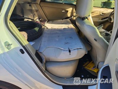 Zdjęcie 10 z 12 samochodu: 2015 TOYOTA PRIUS THREE VIN:JTDKN3DU1F0420173 - miniatura