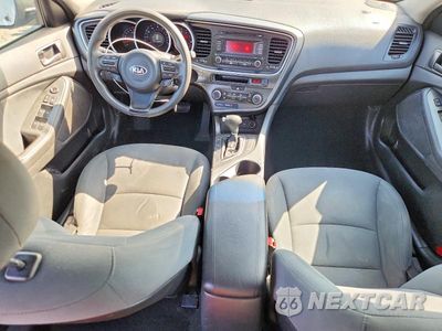 Zdjęcie 8 z 12 samochodu: 2015 KIA OPTIMA LX VIN:KNAGM4A71F5599229 - miniatura
