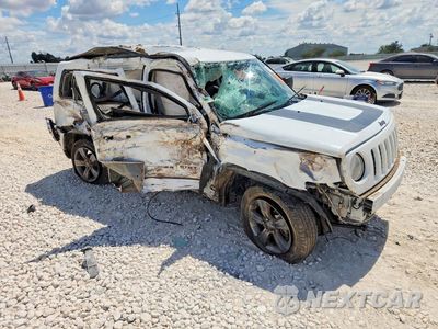 Czwarte zdjęcie samochodu z boku: 2016 JEEP PATRIOT SPORT VIN:1C4NJPBA4GD694065 - miniatura