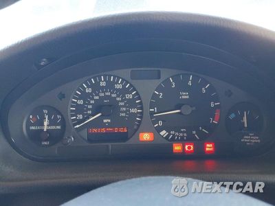 Zdjęcie 9 z 12 samochodu: 1999 BMW 323 IC VIN:WBABJ7339XEA19793 - miniatura