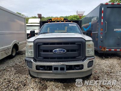 Piąte zdjęcie samochodu w środku: 2011 FORD F350 SUPER DUTY DUMP FLATBED TRUCK VIN:1FDRF3H66BEB44296 - miniatura