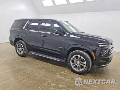 Czwarte zdjęcie samochodu z boku: 2025 CHEVROLET TAHOE C1500 LT VIN:1GNS5NR82SR263080 - miniatura
