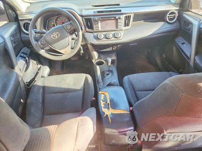 Zdjęcie 8 z 13 samochodu: 2015 TOYOTA RAV4 LE VIN:JTMZFREV4FD073064 - miniatura