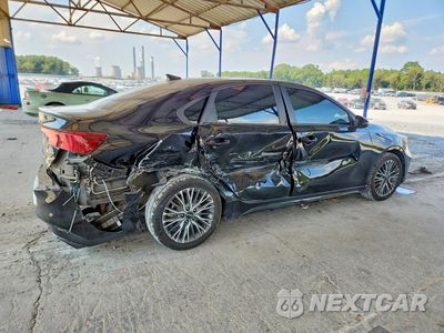 Trzecie zdjęcie samochodu z tyłu: 2022 KIA FORTE GT LINE VIN:3KPF54AD4NE483740 - miniatura