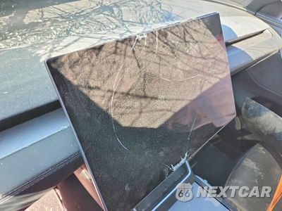 Zdjęcie 9 z 13 samochodu: 2026 TESLA MODEL Y VIN:7SAYGDEE6TF574203 - miniatura