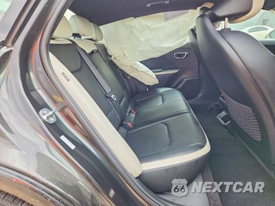 Zdjęcie 10 z 12 samochodu: 2025 KIA K4 GT-LINE TURBO VIN:3KPFW4DC6SE142786 - miniatura