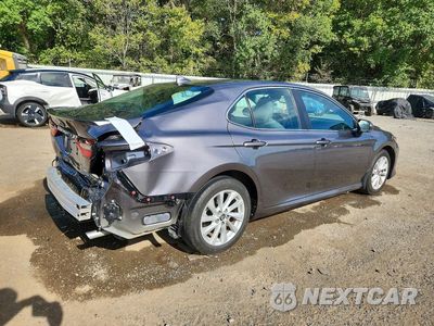 Trzecie zdjęcie samochodu z tyłu: 2023 TOYOTA CAMRY LE VIN:4T1R11AK3PU079950 - miniatura