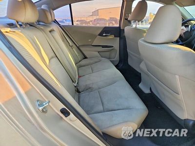 Zdjęcie 10 z 13 samochodu: 2016 HONDA ACCORD LX VIN:1HGCR2F4XGA004264 - miniatura