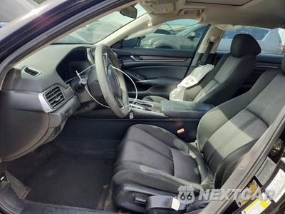 Zdjęcie 7 z 12 samochodu: 2018 HONDA ACCORD EX VIN:1HGCV1F4XJA034491 - miniatura