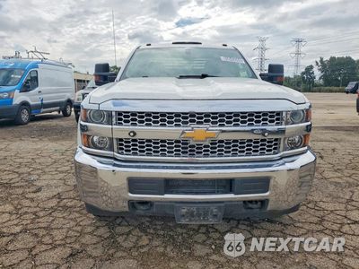 Piąte zdjęcie samochodu w środku: 2019 CHEVROLET SILVERADO K2500 HEAVY DUTY VIN:2GC2KREG8K1155304 - miniatura
