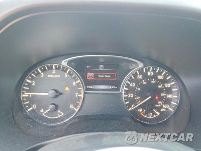 Zdjęcie 9 z 14 samochodu: 2017 NISSAN PATHFINDER SL VIN:5N1DR2MN5HC609986 - miniatura