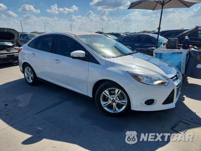 Czwarte zdjęcie samochodu z boku: 2014 FORD FOCUS SE VIN:1FADP3F26EL155333 - miniatura