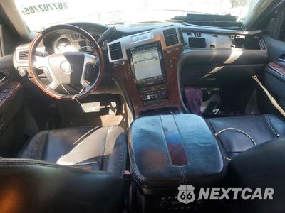 Zdjęcie 8 z 12 samochodu: 2011 CADILLAC ESCALADE ESV LUXURY VIN:1GYS3HEF1BR187401 - miniatura