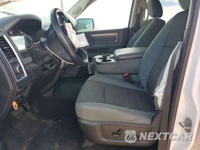 Zdjęcie 7 z 12 samochodu: 2019 RAM 1500 CLASSIC SLT VIN:1C6RR7LT0KS729562 - miniatura