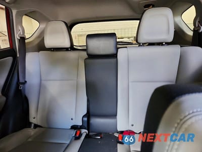 Zdjęcie 10 z 13 samochodu: 2018 TOYOTA RAV4 LIMITED VIN:JTMYFREV1JD117316 - miniatura