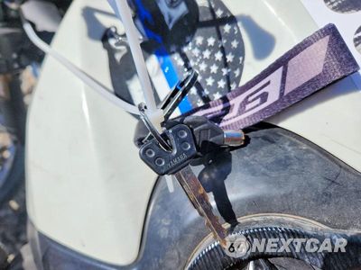 Zdjęcie 8 z 9 samochodu: 2009 YAMAHA YZFR6 VIN:JYARJ16E39A012014 - miniatura