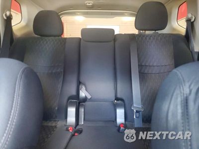 Zdjęcie 10 z 13 samochodu: 2017 NISSAN ROGUE SV VIN:5N1AT2MV7HC897210 - miniatura