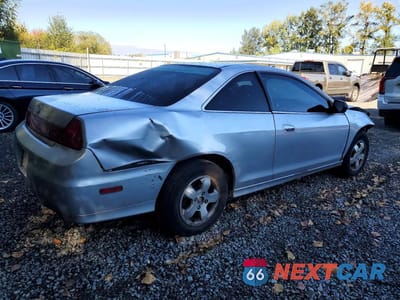 Trzecie zdjęcie samochodu z tyłu: 2002 HONDA ACCORD EX VIN:1HGCG32572A000840 - miniatura