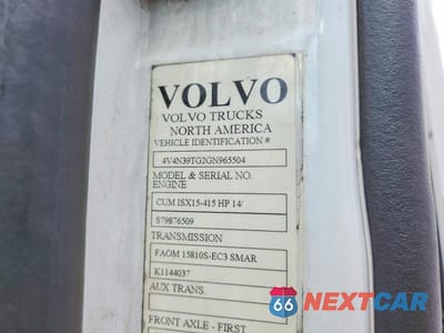 Zdjęcie 11 z 13 samochodu: 2016 VOLVO VNL SEMI TRUCK VIN:4V4N39TG2GN965504 - miniatura