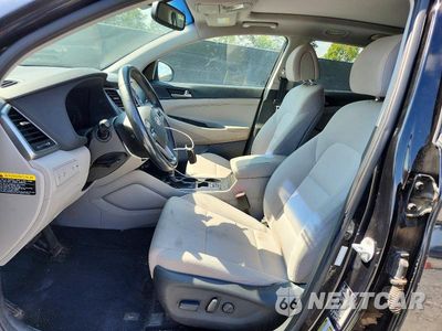 Zdjęcie 7 z 13 samochodu: 2018 HYUNDAI TUCSON VALUE VIN:KM8J33A22JU644117 - miniatura