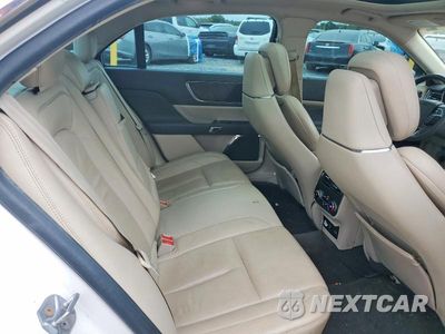 Zdjęcie 10 z 12 samochodu: 2017 LINCOLN CONTINENTAL RESERVE VIN:1LN6L9RP2H5607971 - miniatura