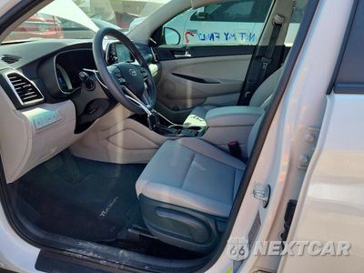 Zdjęcie 7 z 13 samochodu: 2019 HYUNDAI TUCSON SE VIN:KM8J23A44KU959149 - miniatura