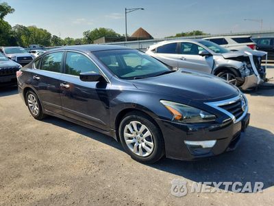 Czwarte zdjęcie samochodu z boku: 2015 NISSAN ALTIMA 2.5 S VIN:1N4AL3AP5FC261291 - miniatura