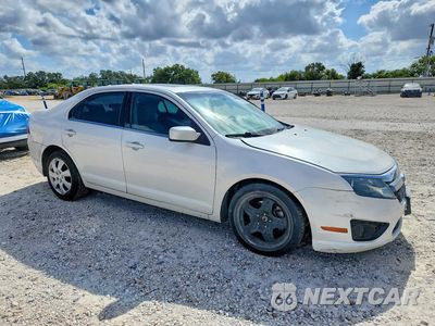 Czwarte zdjęcie samochodu z boku: 2010 FORD FUSION SE VIN:3FAHP0HA5AR267623 - miniatura