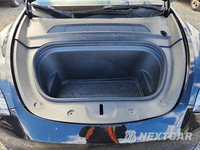 Zdjęcie 12 z 13 samochodu: 2023 TESLA MODEL Y VIN:7SAYGDEE7PF760225 - miniatura