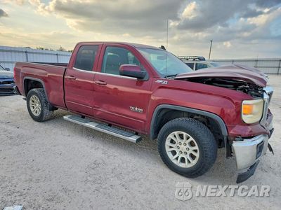 Czwarte zdjęcie samochodu z boku: 2015 GMC SIERRA K1500 SLE VIN:1GTV2UEC6FZ228177 - miniatura
