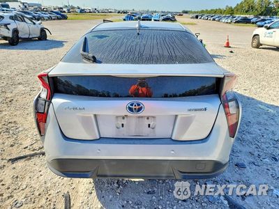 Zdjęcie 6 z 12 samochodu: 2018 TOYOTA PRIUS FOUR TOURING VIN:JTDKARFU8J3545948 - miniatura