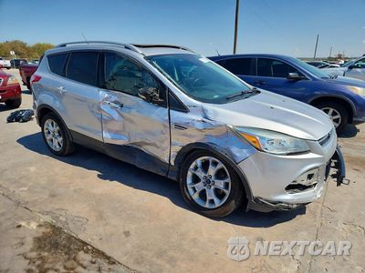 Czwarte zdjęcie samochodu z boku: 2016 FORD ESCAPE TITANIUM VIN:1FMCU0JX3GUC57374 - miniatura