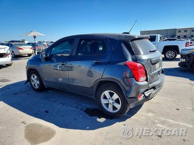 Drugie zdjęcie samochodu z przodu: 2020 CHEVROLET TRAX LS VIN:3GNCJKSBXLL264510 - miniatura