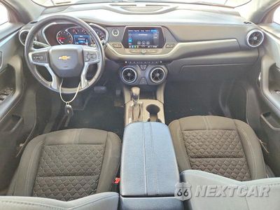 Zdjęcie 8 z 14 samochodu: 2020 CHEVROLET BLAZER 2LT VIN:3GNKBHRS3LS586039 - miniatura