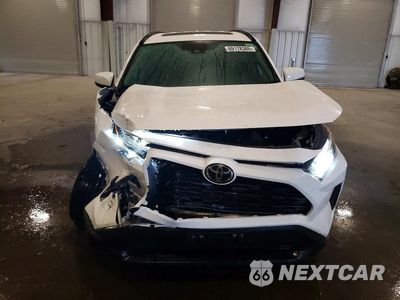 Piąte zdjęcie samochodu w środku: 2025 TOYOTA RAV4 XLE VIN:2T3P1RFV2SC535172 - miniatura