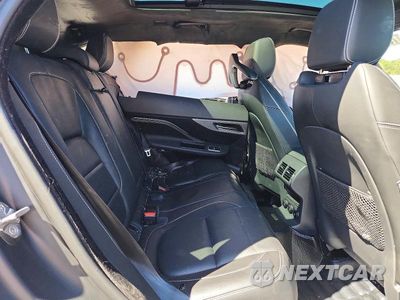 Zdjęcie 11 z 13 samochodu: 2019 JAGUAR F-PACE S VIN:SADCM2FV8KA616577 - miniatura