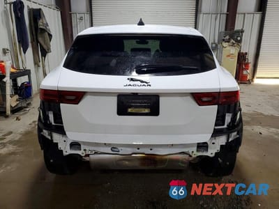Zdjęcie 6 z 14 samochodu: 2024 JAGUAR E-PACE R-DYNAMIC SE VIN:SADFL2FX5R1049465 - miniatura