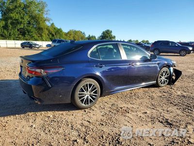 Trzecie zdjęcie samochodu z tyłu: 2022 TOYOTA CAMRY SE VIN:4T1G11AK0NU714255 - miniatura