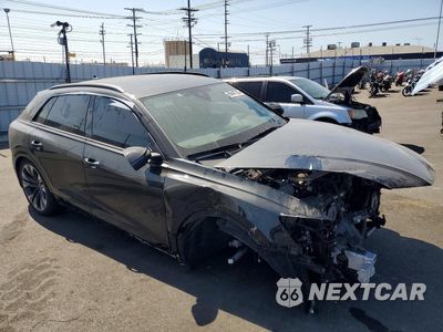Czwarte zdjęcie samochodu z boku: 2025 AUDI Q8 PREMIUM PLUS S-LINE VIN:WA1EVBF19SD015427 - miniatura