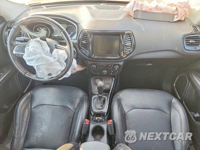 Zdjęcie 8 z 14 samochodu: 2019 JEEP COMPASS LIMITED VIN:3C4NJDCB6KT842273 - miniatura